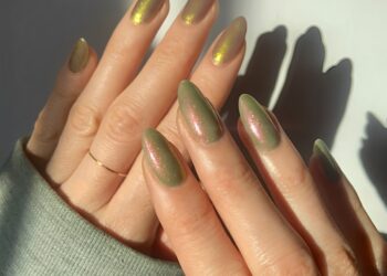 Top 5 esmaltes verdes que são sucesso nas redes sociais