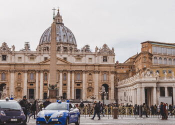 Vaticano anuncia nome do novo papa