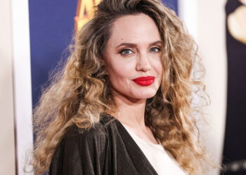 Curiosidades surpreendentes sobre Angelina Jolie que até os maiores fãs não imaginam