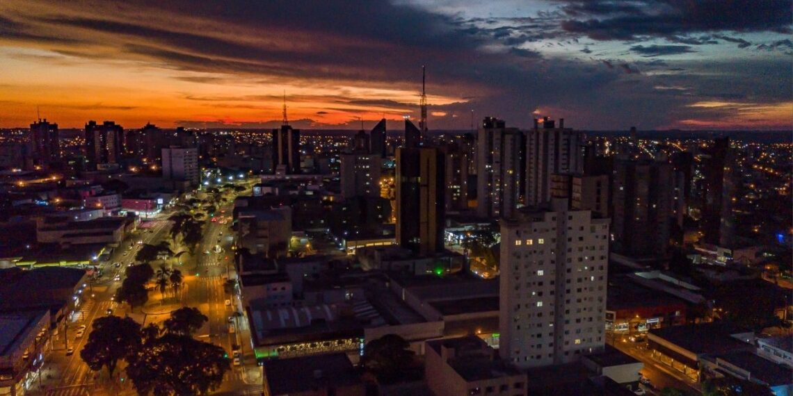 Cidade do PR reconhecida como polo econômico e urbano de destaque no Sul do Brasil