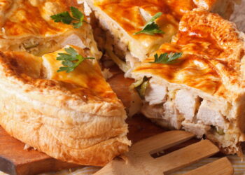 Receita de empadão de frango cremoso que da água na boca