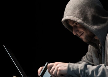 Golpe da mão fantasma assusta brasileiros com formato sofisticado de agir