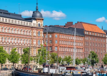 Cidade tem grande fluxo de visitantes internacionais por suas paisagens lindas