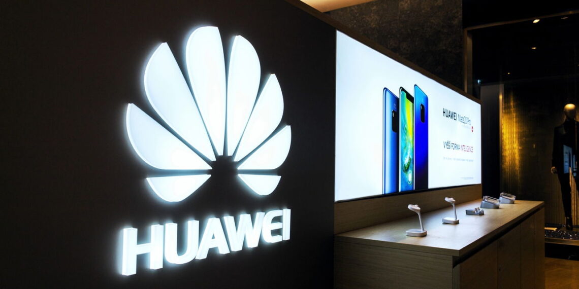 Huawei volta ao mercado brasileiro de smartphones surpreendendo os usuários