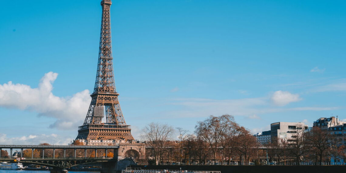 Uma das cidades mais famosas do mundo é visitada por mais de 35 milhões de turistas