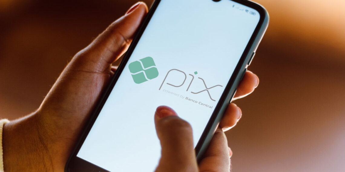 Golpe do Pix evolui com método sofisticado atingindo milhares de vítimas