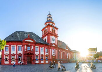 Cidade é conhecida por sua combinação de paisagens naturais tradição cultural e qualidade de vida