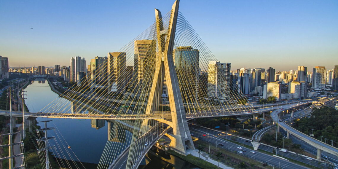 Capital brasileira ganha novos visitantes por suas atrações turísticas e qualidade de vida