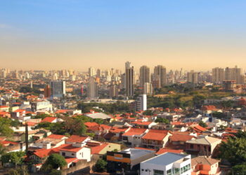 Cidade brasileira se destaca como um dos principais polos urbanos da região sudeste do Brasil