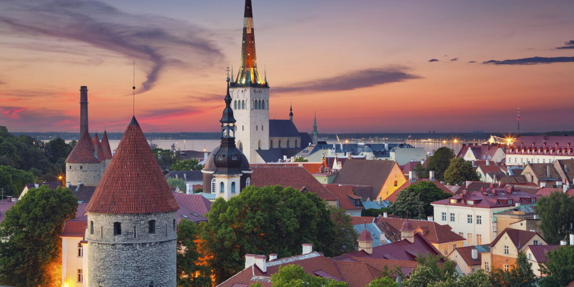 Cidade capital medieval impressiona com arquitetura de tirar o fôlego