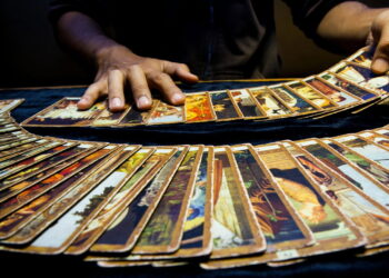 As cartas revelam um mês de reviravoltas internas para esses signos
