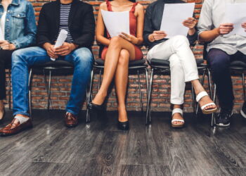 Novo golpe usa vagas de emprego falsas para afetar milhares de brasileiros