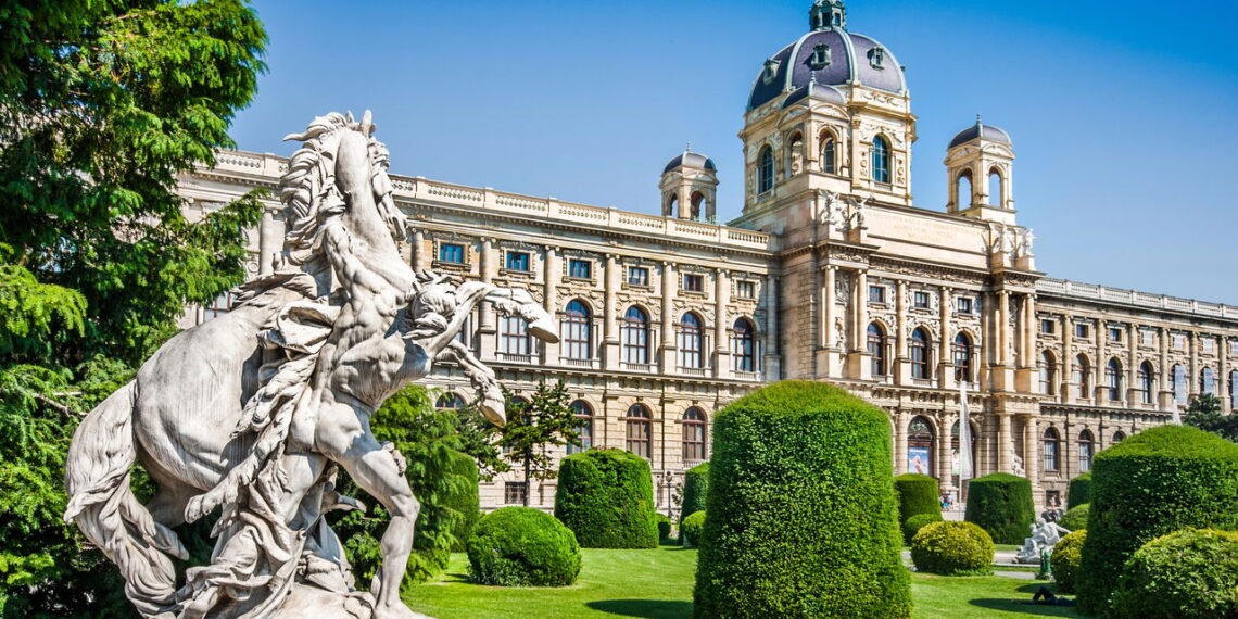 O destino europeu mais elegante para quem ama cultura e história