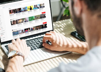 YouTube revoluciona buscas com IA e transforma experiência dos usuários em 2025