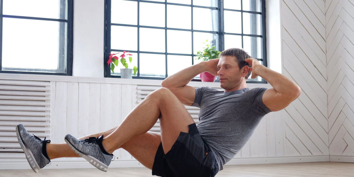 O melhor treino caseiro com apenas 3 exercícios eficientes