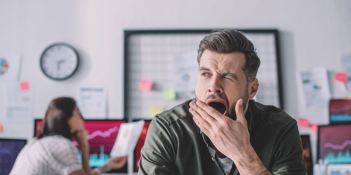 Bocejar demais é normal? Saiba os possíveis significados