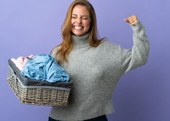 O cesto de roupas mais sustentável que você pode fazer em casa