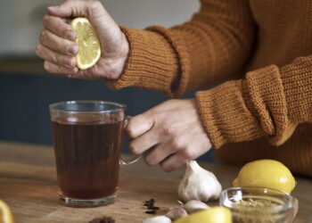 O melhor chá para pressão alta pode estar na sua cozinha agora