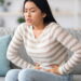 6 formas naturais de aliviar cólica menstrual sem remédio