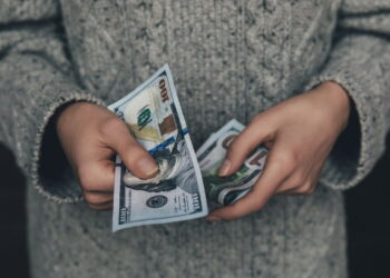 Ela ganhou milhões na loteria aos 16 e perdeu tudo