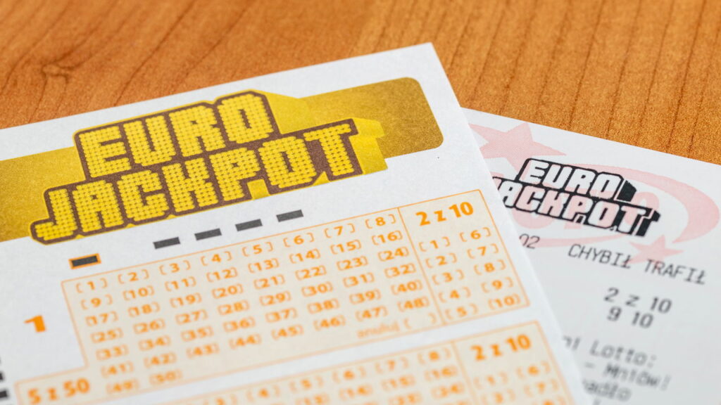 Com apenas um bilhete ele levou 208 milhões e parou a Europa