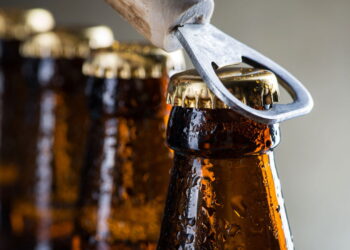Como reutilizar garrafas de cerveja e economizar