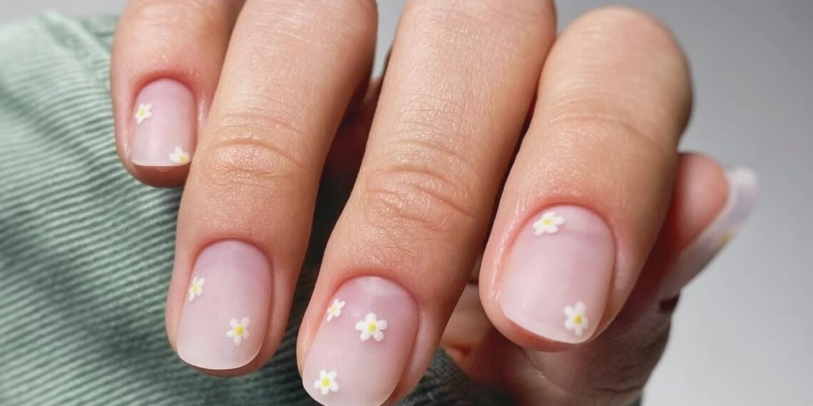 As unhas mais sofisticada do ano exige menos do que você pensa