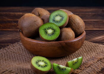 Saiba como ter um cultivo próspero e saudável de kiwi em sua casa
