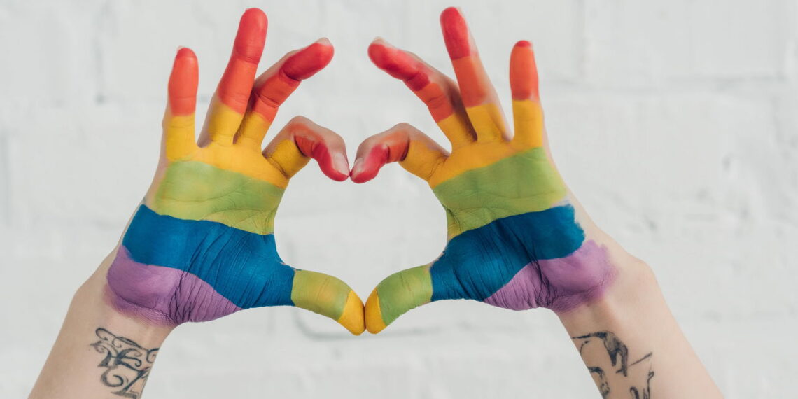 Ideias de body paint incríveis para arrasar no Mês do Orgulho