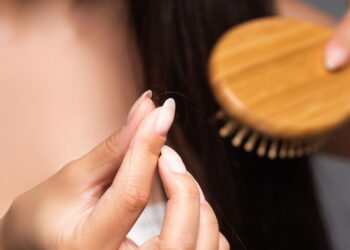 Tratamentos que ajudam mulheres a recuperar a autoestima e o cabelo
