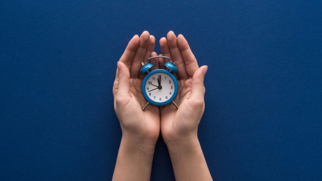 Ver 01:01 todos os dias tem um dos significados mais poderosos da numerologia