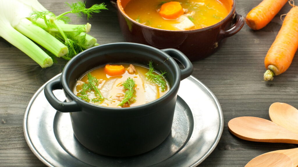Essa sopa caseira pode transformar sua saúde e seu humor