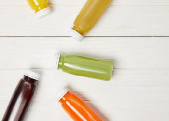 Os melhores sucos detox para desinchar e ganhar energia no dia a dia