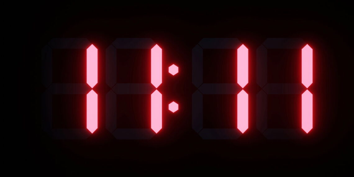 O que significa ver horas repetidas no relógio?