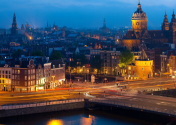 Cidade conquista milhões pelo mundo atraindo moradores de todos os cantos!