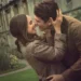 O filme que mistura amor e escolhas difíceis em meio à tradição britânica