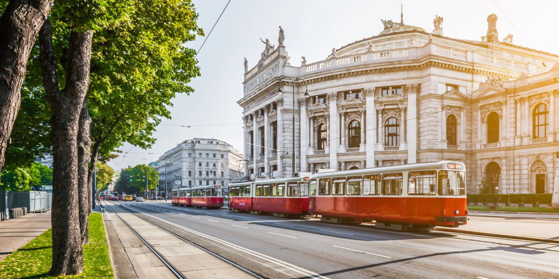 A cidade mais encantadora da Europa está mais moderna do que nunca