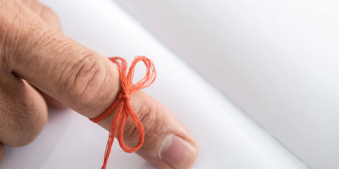 Pulseira de sete nós no pulso esquerdo tem um significado poderoso