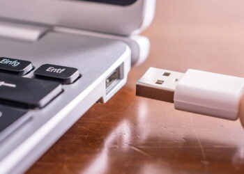 Novo cabo conector chega para aposentar USB e HDMI