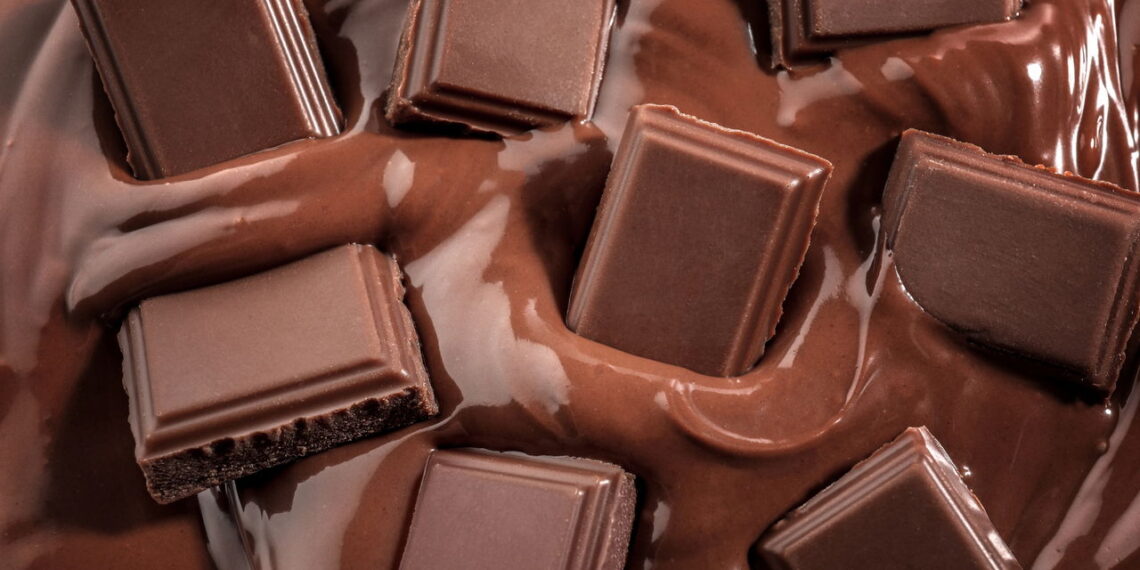 Comer chocolate todo dia pode trazer um benefício surpreendente