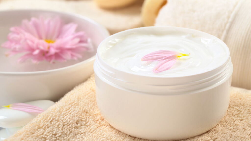 Esse creme vai te deixar com a pele jovem aos 40