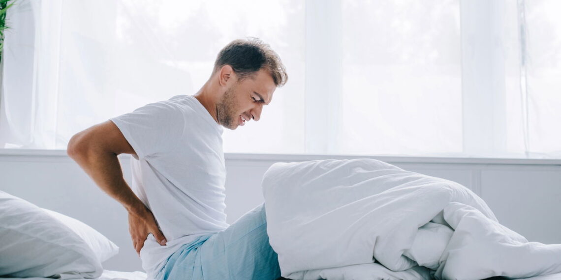 3 exercícios mais eficazes para aliviar dor nas costas em casa