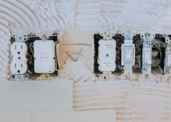 Nova tecnologia substitui interruptores em muitas casas e vira febre! 
