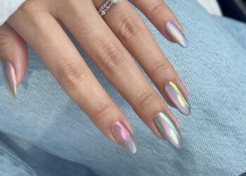 Esmaltes metalizados que transformam seu visual com brilho e atitude