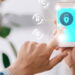 7 hábitos simples que protegem seus dados na internet depois dos 40
