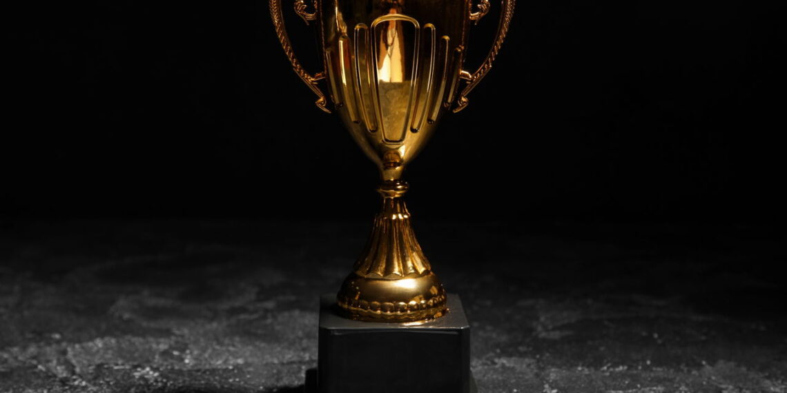 Homem se torna campeão mundial de "não fazer nada"