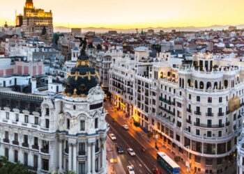 Capital vibrante da Espanha combina perfeitamente tradição e modernidade!