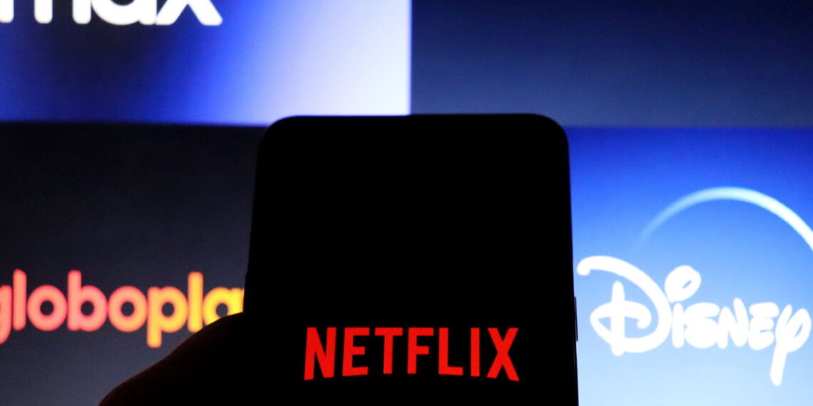 O filme que explodiu nas premiações e provoca polêmica chega ao streaming!