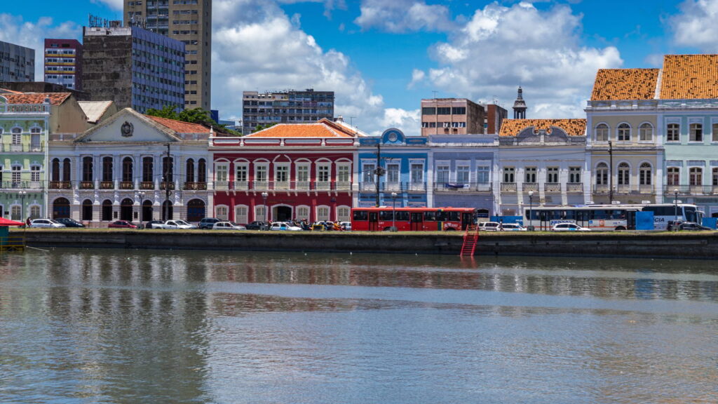 Capital vibrante do Brasil com vida pulsante e gastronomia irresistível