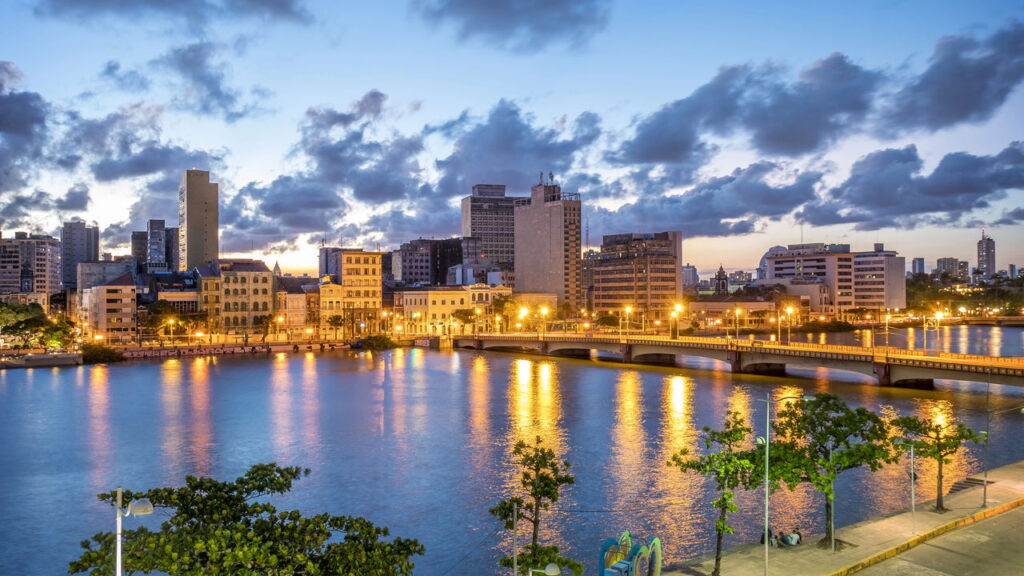 Capital vibrante do Brasil com vida pulsante e gastronomia irresistível